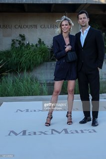 Federica Pellegrini feet photo thumbnail