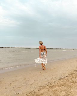 Federica Pellegrini feet photo thumbnail