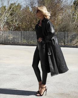 Fei Skorda feet photo thumbnail