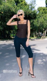 Fei Skorda feet photo 11