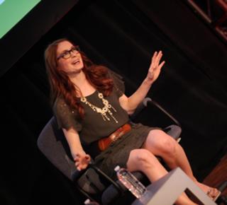 Felicia Day feet photo thumbnail