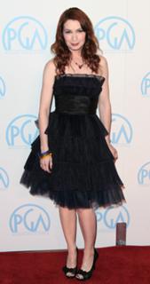 Felicia Day feet photo thumbnail