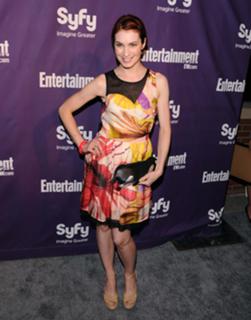 Felicia Day feet photo thumbnail