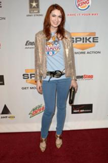 Felicia Day feet photo thumbnail