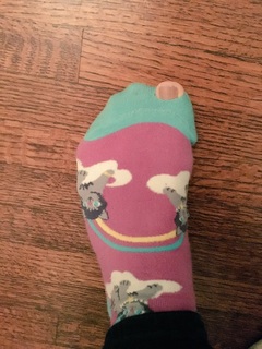 Felicia Day feet photo thumbnail