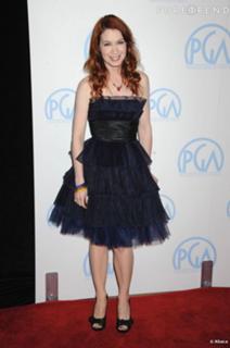 Felicia Day feet photo thumbnail