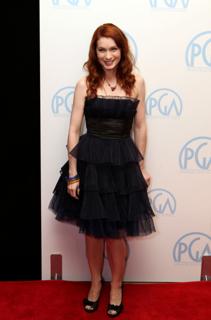 Felicia Day feet photo thumbnail