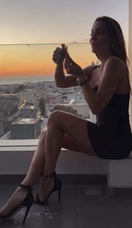 Felicia Lapati feet photo 7
