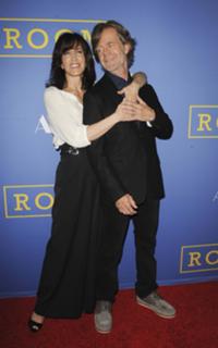 Felicity Huffman feet photo thumbnail