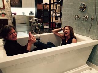 Felicity Huffman feet photo thumbnail