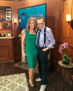 Felicity Huffman feet photo thumbnail