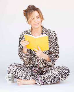 Felicity Huffman feet photo thumbnail