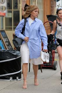 Felicity Huffman feet photo thumbnail
