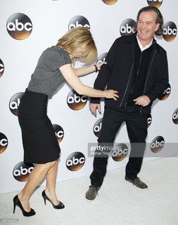 Felicity Huffman feet photo thumbnail