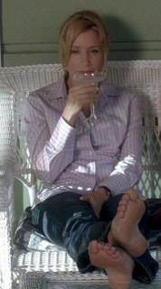 Felicity Huffman feet photo thumbnail