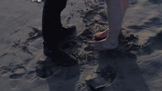 Felicity Jones feet photo thumbnail