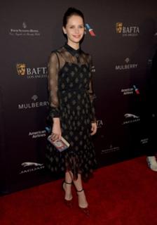 Felicity Jones feet photo thumbnail