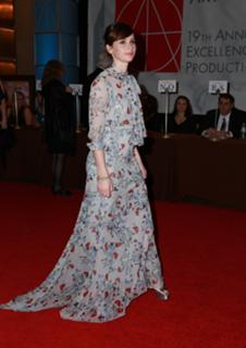 Felicity Jones feet photo thumbnail