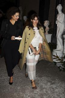 Felicity Jones feet photo thumbnail