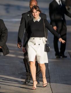 Felicity Jones feet photo thumbnail