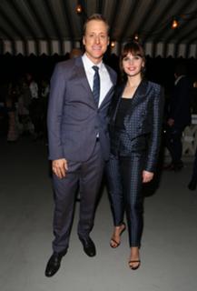 Felicity Jones feet photo thumbnail