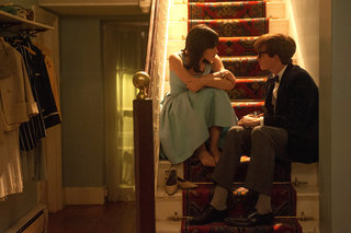 Felicity Jones feet photo thumbnail