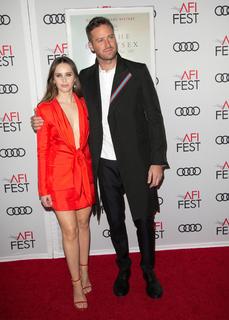 Felicity Jones feet photo thumbnail