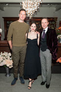 Felicity Jones feet photo thumbnail