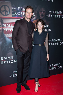 Felicity Jones feet photo thumbnail