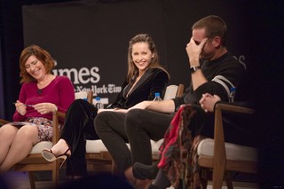 Felicity Jones feet photo thumbnail