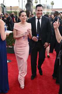 Felicity Jones feet photo thumbnail