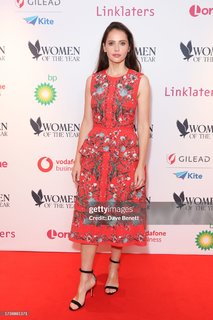 Felicity Jones feet photo thumbnail