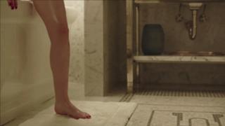 Felicity Jones feet photo thumbnail