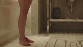 Felicity Jones feet photo thumbnail
