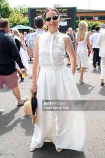 Felicity Jones feet photo 1