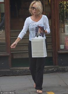 Felicity Kendal feet photo 9