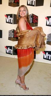 Fergie feet photo thumbnail