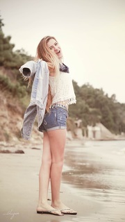Feride Hilal Akin feet photo 11