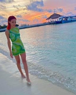 Feride Hilal Akin feet photo 8