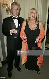 Fern Britton feet photo 5