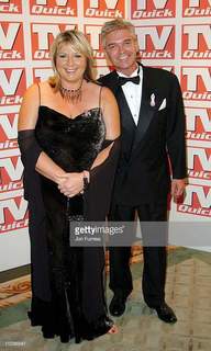 Fern Britton feet photo 4