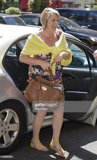 Fern Britton feet photo 2