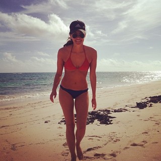 Fernanda Andrade feet photo 20
