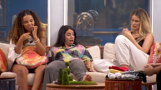 Fernanda Bande feet photo 9
