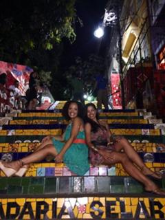 Fernanda Brandao feet photo thumbnail
