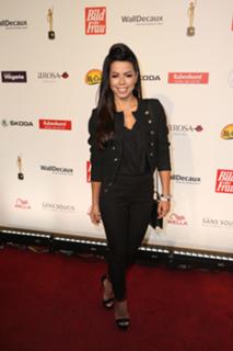 Fernanda Brandao feet photo thumbnail