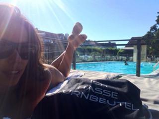 Fernanda Brandao feet photo thumbnail