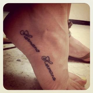 Fernanda Castillo feet photo thumbnail
