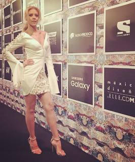 Fernanda Castillo feet photo thumbnail