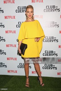 Fernanda Castillo feet photo thumbnail
